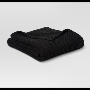 Black Throwblanket